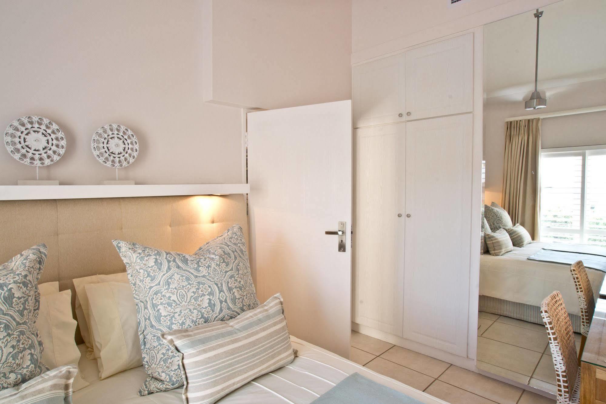 D3 Sea Lodge - By Stay In Umhlanga Durban Bagian luar foto